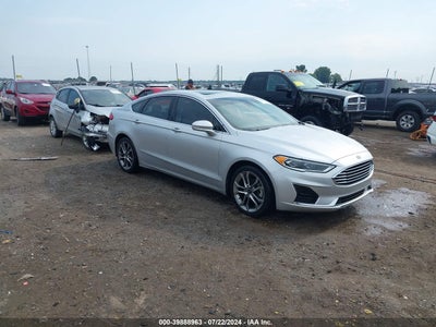 FORD FUSION 2019