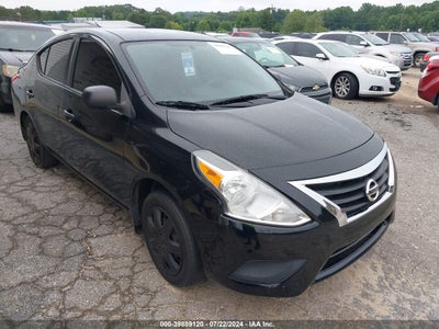 NISSAN VERSA 2015