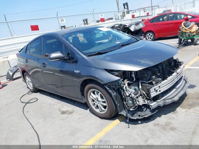 TOYOTA PRIUS PRIME 2018
