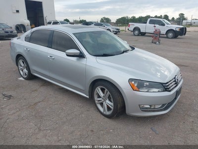VOLKSWAGEN PASSAT 2015