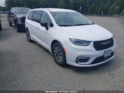CHRYSLER PACIFICA HYBRID 2024