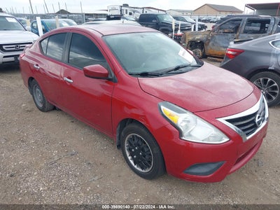 NISSAN VERSA 2015