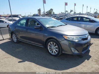 TOYOTA CAMRY HYBRID 2014