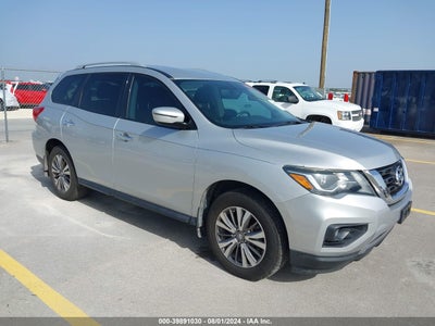 NISSAN PATHFINDER 2017