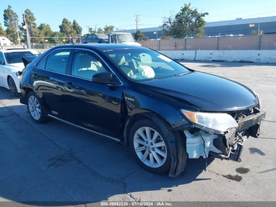 TOYOTA CAMRY HYBRID 2014