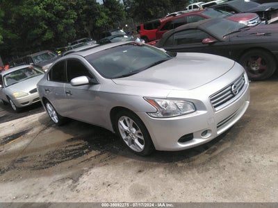 NISSAN MAXIMA 2013