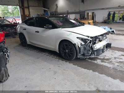 NISSAN MAXIMA 2016