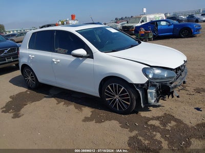 VOLKSWAGEN GOLF 2014