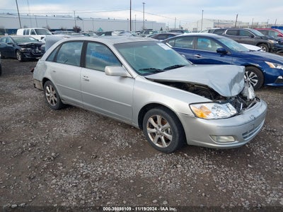 TOYOTA AVALON 2002
