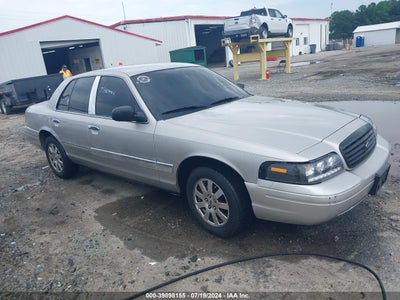 FORD CROWN VICTORIA 2006