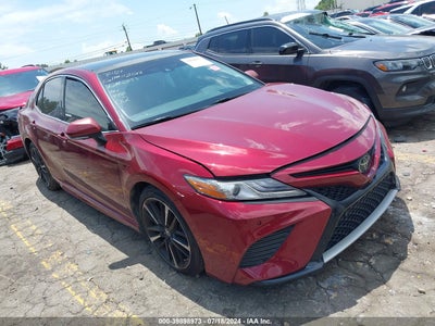 TOYOTA CAMRY 2018