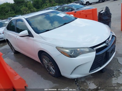 TOYOTA CAMRY 2015