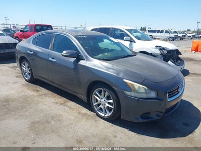 NISSAN MAXIMA 2012