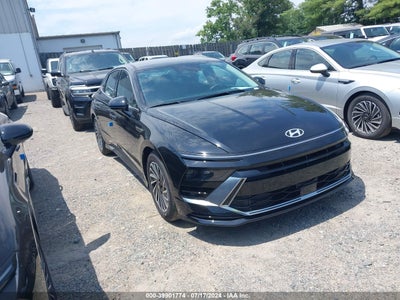 HYUNDAI SONATA HYBRID 2024