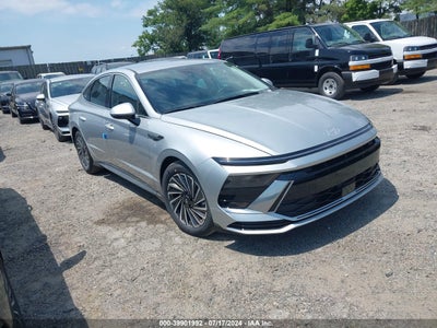 HYUNDAI SONATA HYBRID 2024