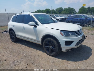 VOLKSWAGEN TOUAREG 2017