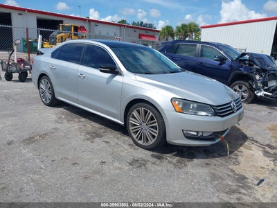 VOLKSWAGEN PASSAT 2015