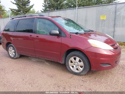 TOYOTA SIENNA 2008