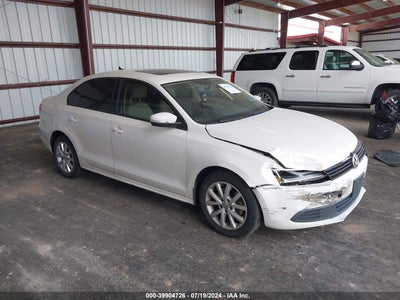 VOLKSWAGEN JETTA 2011