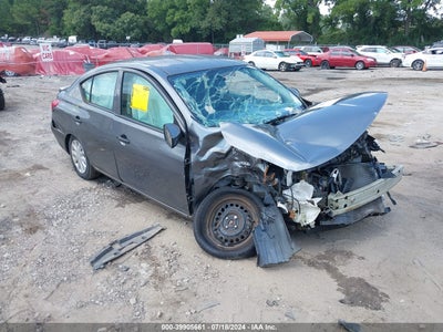 NISSAN VERSA 2019