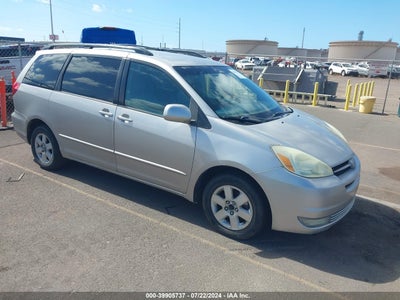 TOYOTA SIENNA 2004