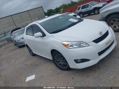 TOYOTA MATRIX 2012