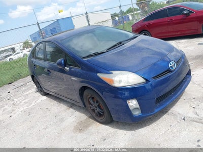 TOYOTA PRIUS 2011