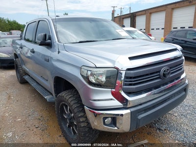 TOYOTA TUNDRA 2015