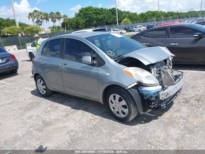 TOYOTA YARIS 2010