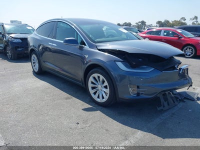 TESLA MODEL X 2021