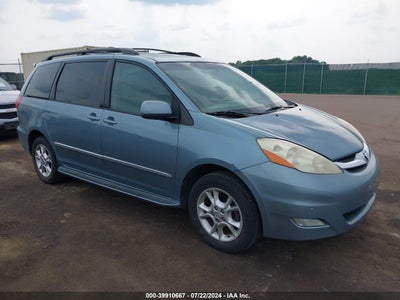 TOYOTA SIENNA 2006