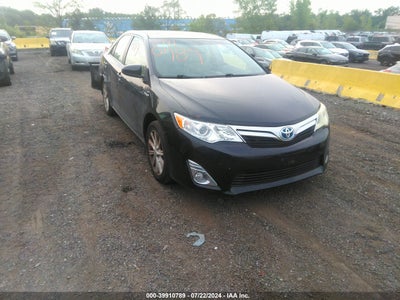 TOYOTA CAMRY HYBRID 2012