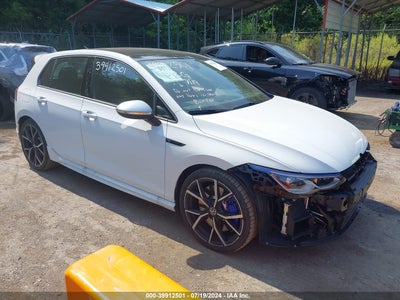 VOLKSWAGEN GOLF R 2024