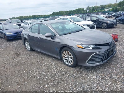 TOYOTA CAMRY 2023