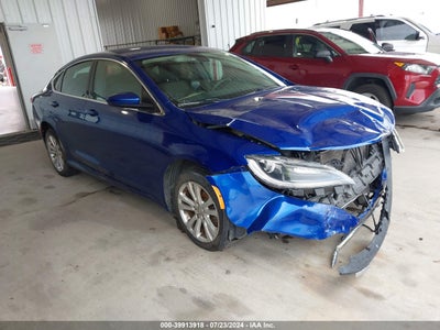 CHRYSLER 200 2015