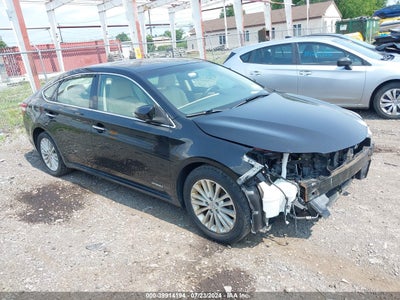 TOYOTA AVALON HYBRID 2015