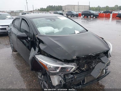 NISSAN VERSA 2021