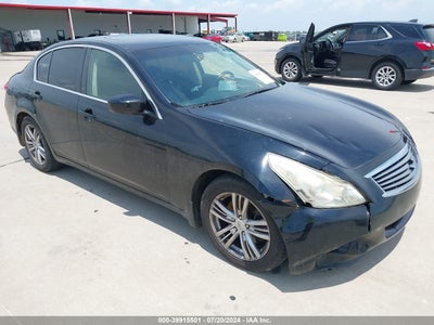 INFINITI G37 2013