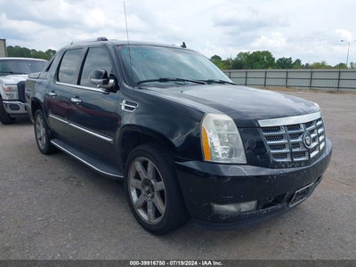 CADILLAC ESCALADE EXT 2011