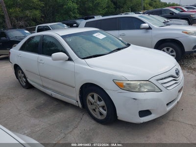 TOYOTA CAMRY 2010