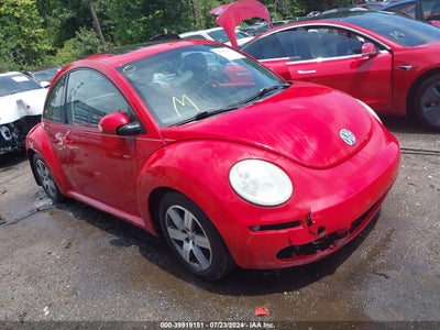 VOLKSWAGEN NEW BEETLE COUPE 2006