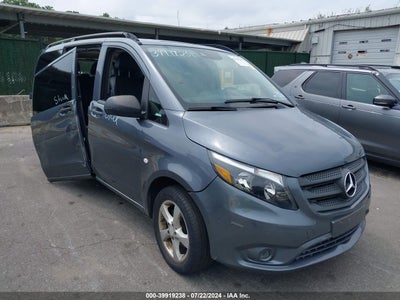 MERCEDES-BENZ METRIS 2016
