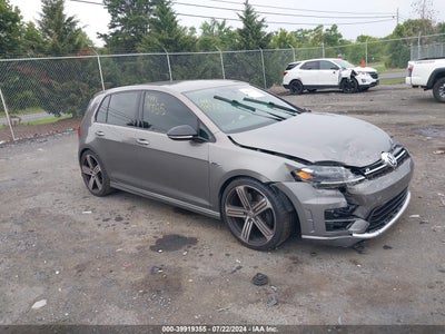 VOLKSWAGEN GOLF R 2016