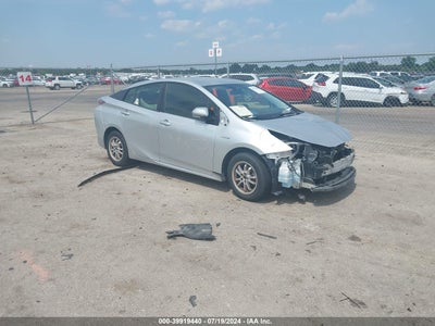 TOYOTA PRIUS 2016