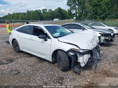 TOYOTA AVALON 2019