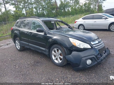 SUBARU OUTBACK 2013