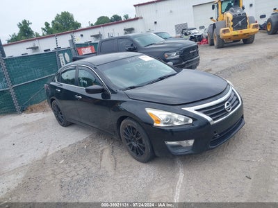 NISSAN ALTIMA 2015