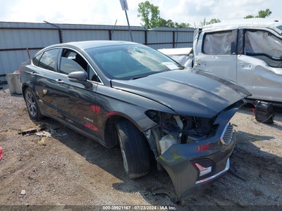 FORD FUSION HYBRID 2019