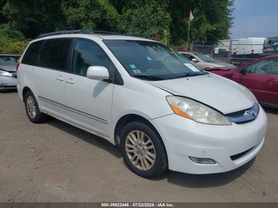 TOYOTA SIENNA 2008