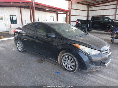 HYUNDAI ELANTRA 2013